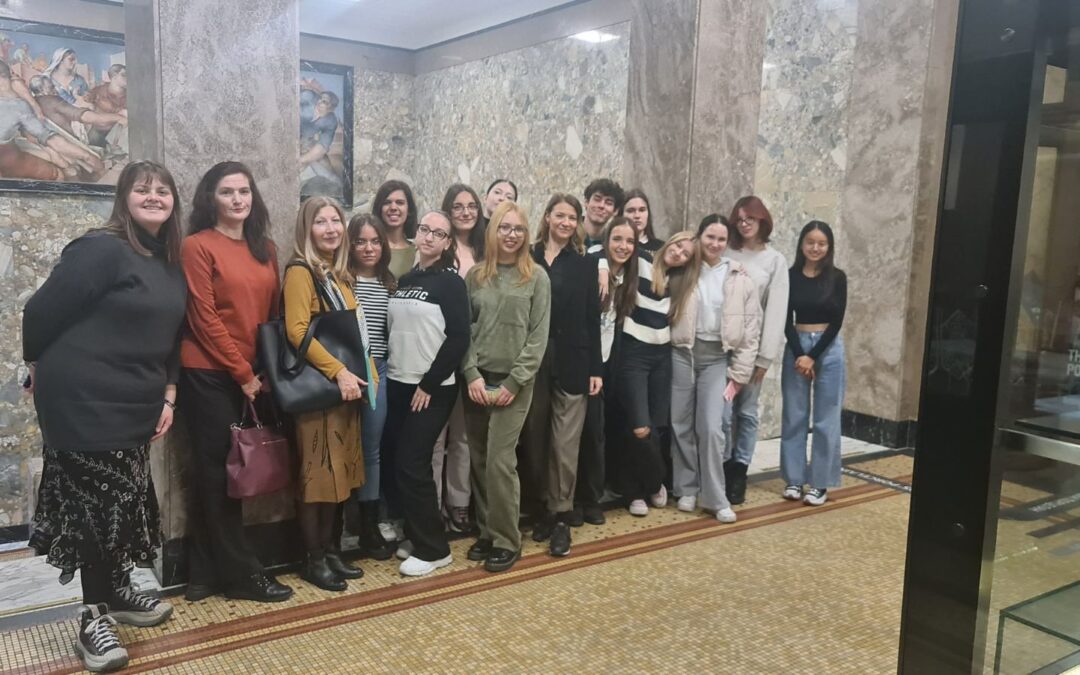 Ученици Филолошке гимназије волонтирају у Народном музеју